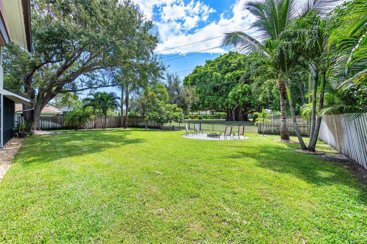 8 Shady Lane Tequesta, FL 33469 - Photo 31 of 53 033-8ShadyLane-Jupiter-FL-33469-SMALL