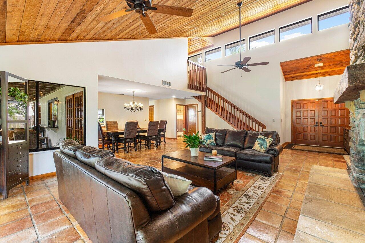 8 Shady Lane Tequesta, FL 33469 - Photo 9 of 53 009-8ShadyLane-Jupiter-FL-33469-SMALL
