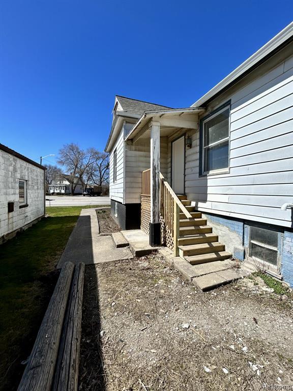 708 North Beck Street Sebewaing, MI 48759 - Photo 11 of 15