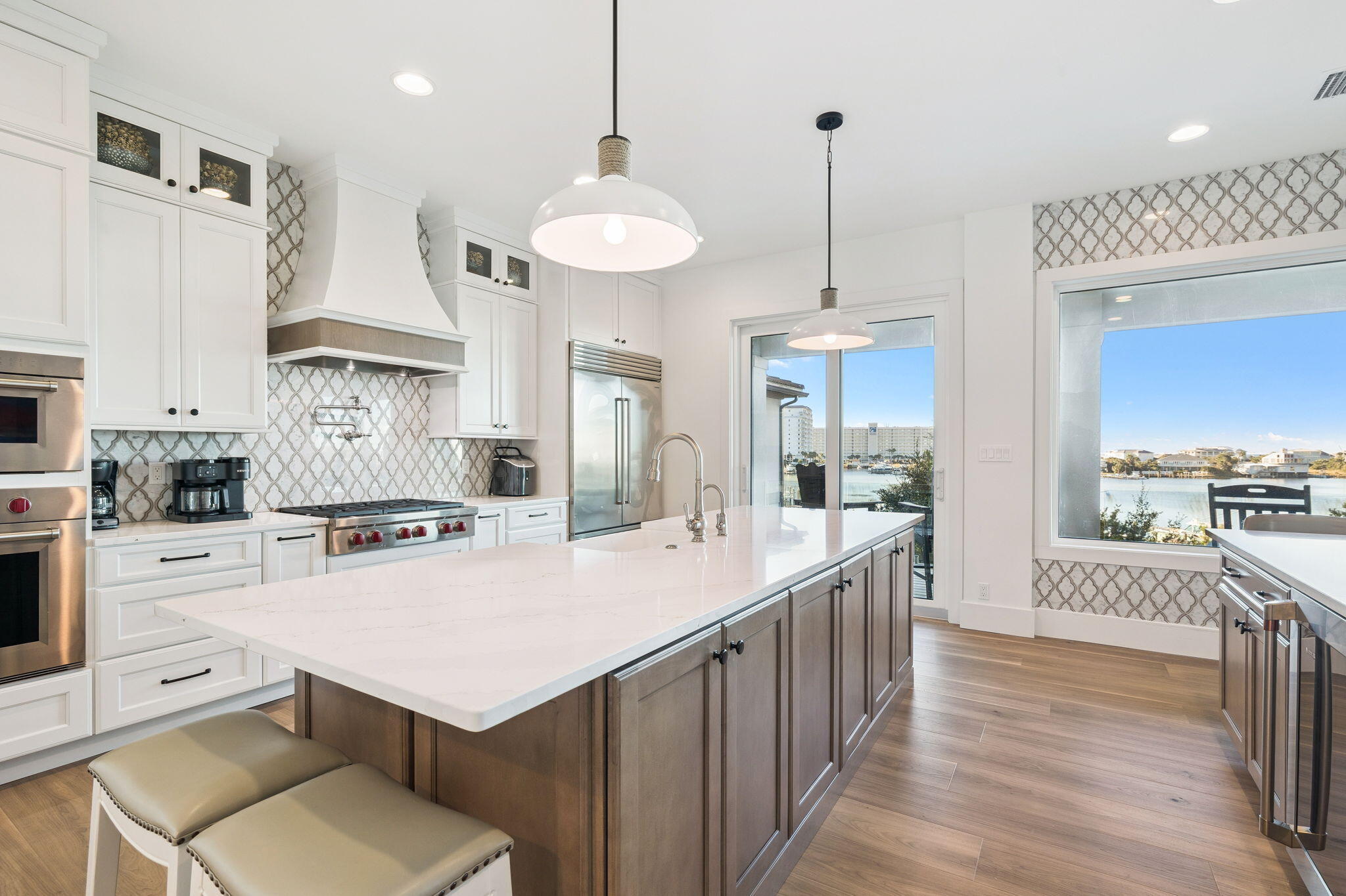 754 Harbor Boulevard Destin, FL 32541 - Photo 24 of 54 Main kitchen