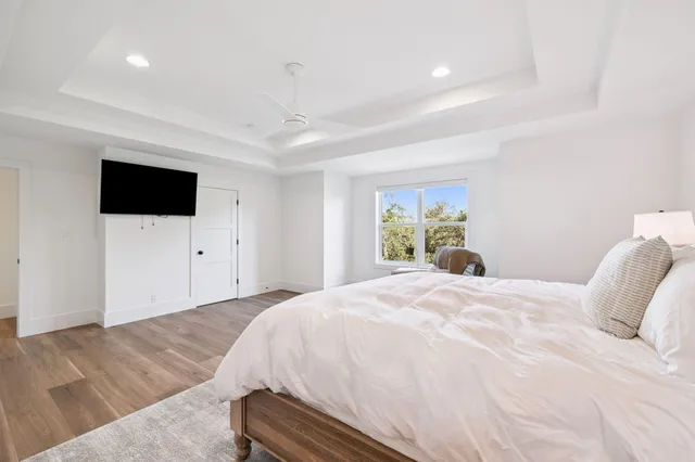 $4,100,000 | 754 Harbor Boulevard, Destin, FL 32541