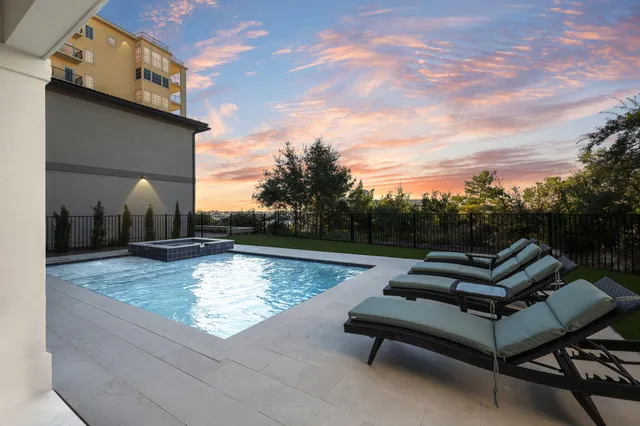 $4,100,000 | 754 Harbor Boulevard, Destin, FL 32541