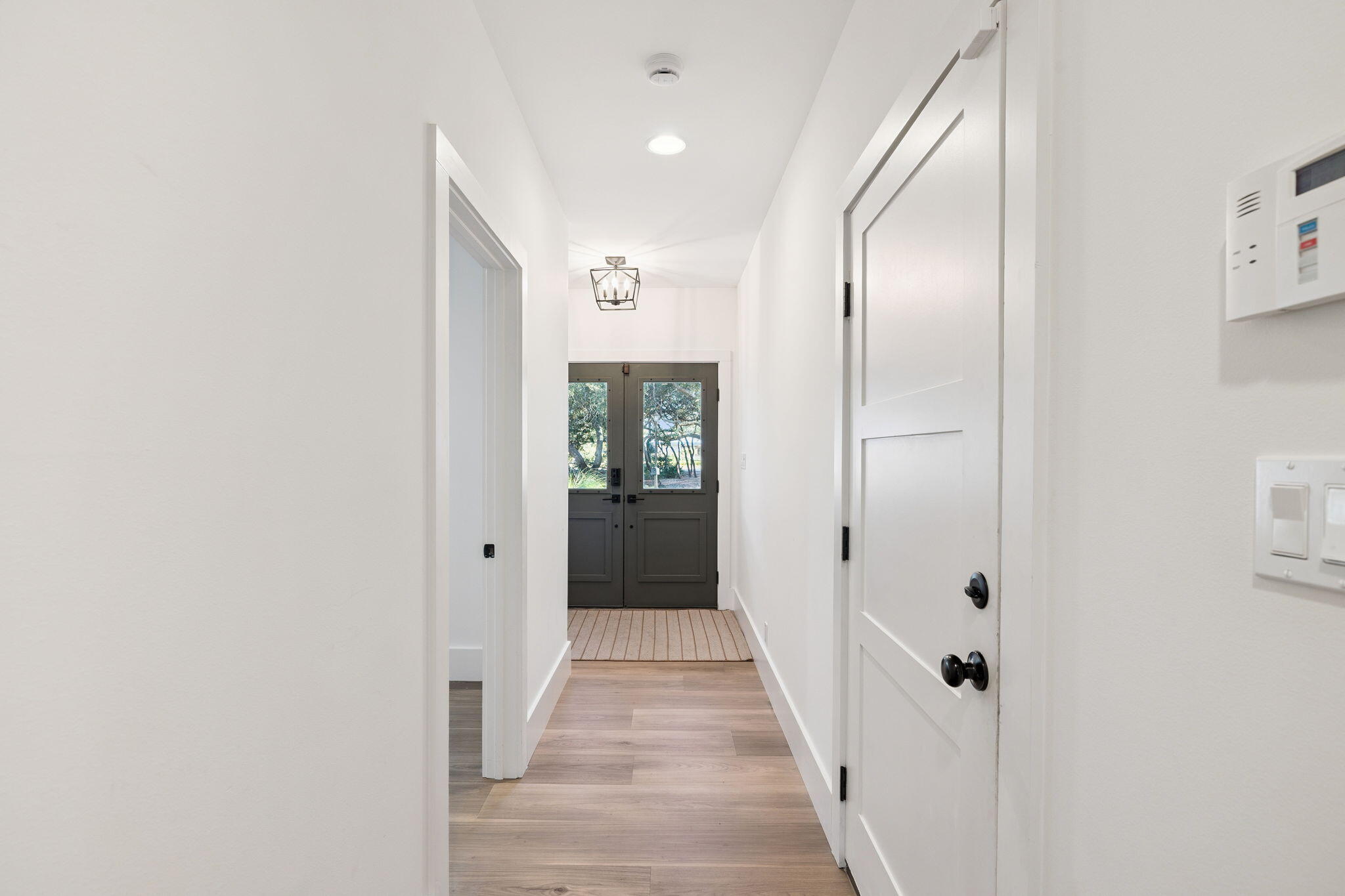 754 Harbor Boulevard Destin, FL 32541 - Photo 5 of 54 Foyer