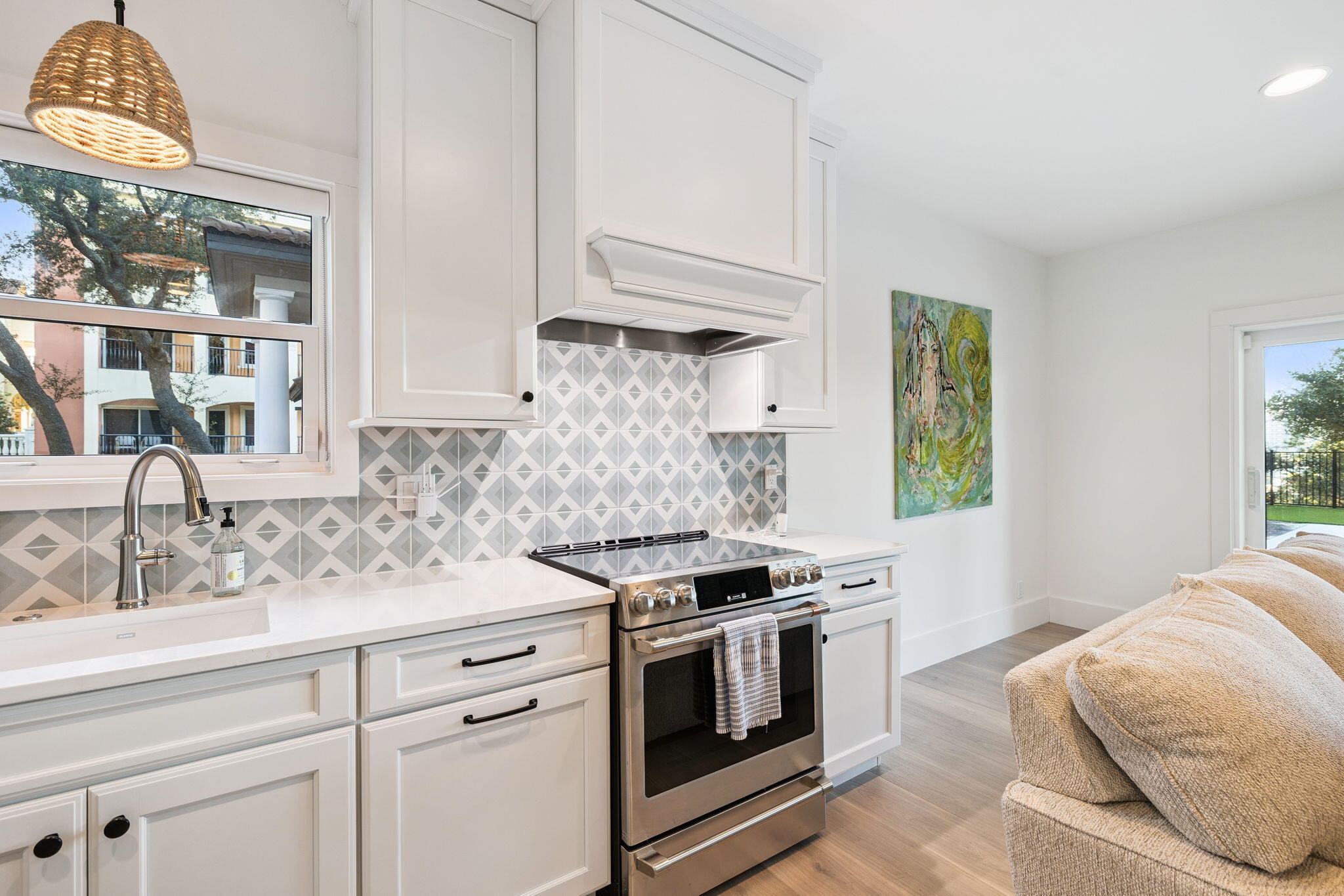 754 Harbor Boulevard Destin, FL 32541 - Photo 10 of 54 Guest Kitchen
