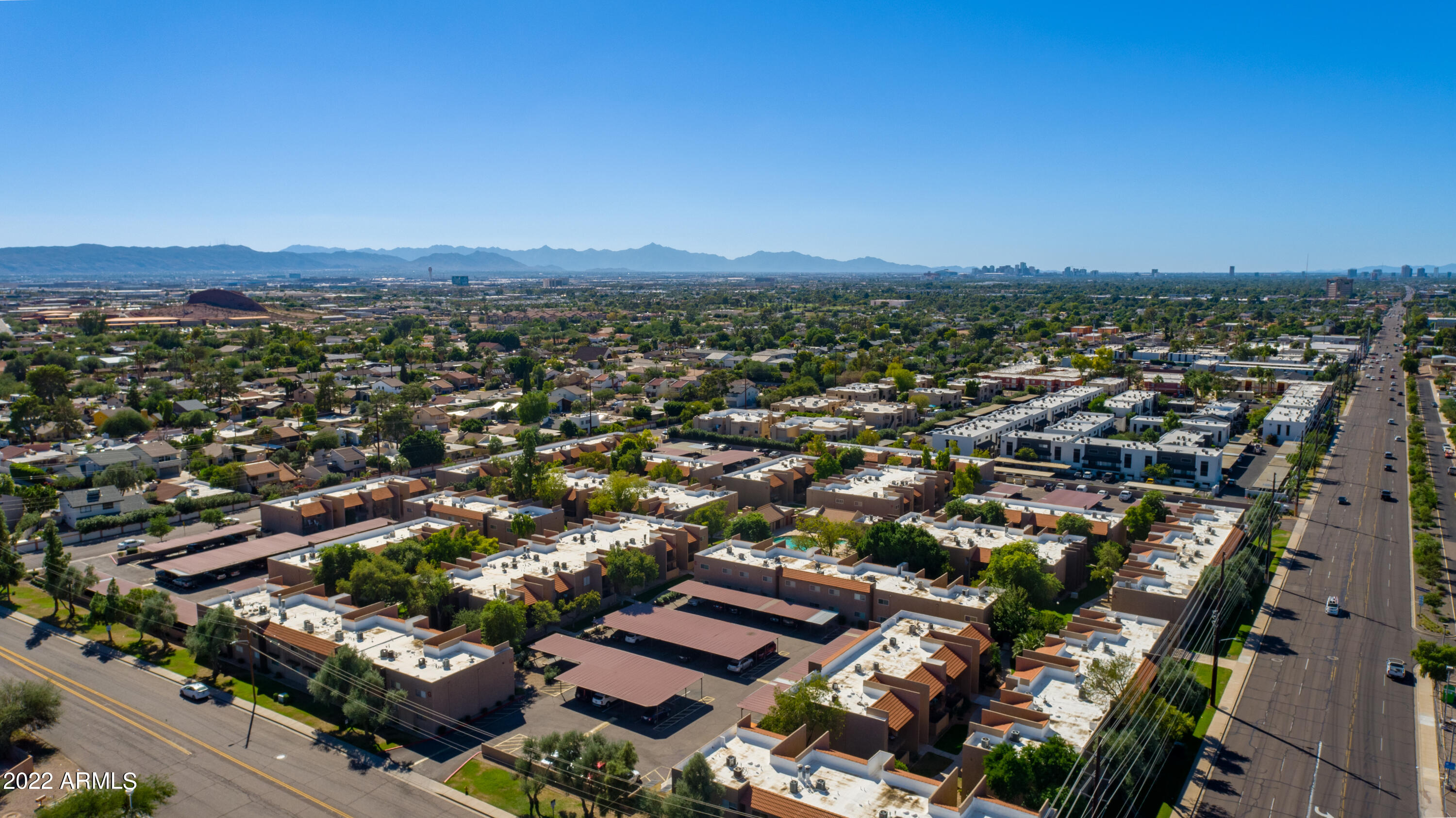 5525 East Thomas Road, Unit J2 Phoenix, AZ 85018 - Photo 19 of 21 Arial view 2