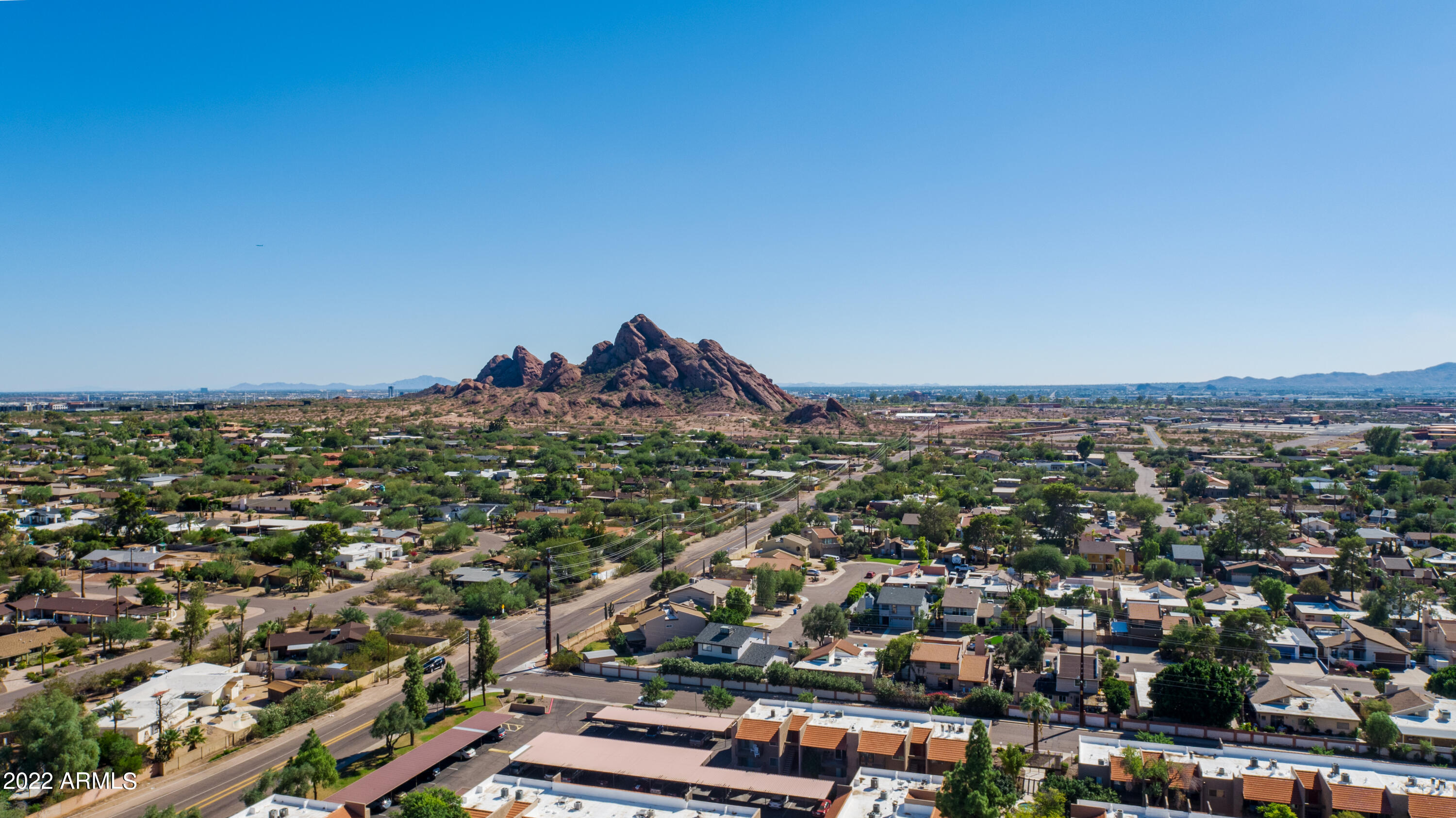 5525 East Thomas Road, Unit J2 Phoenix, AZ 85018 - Photo 20 of 21 Arial View