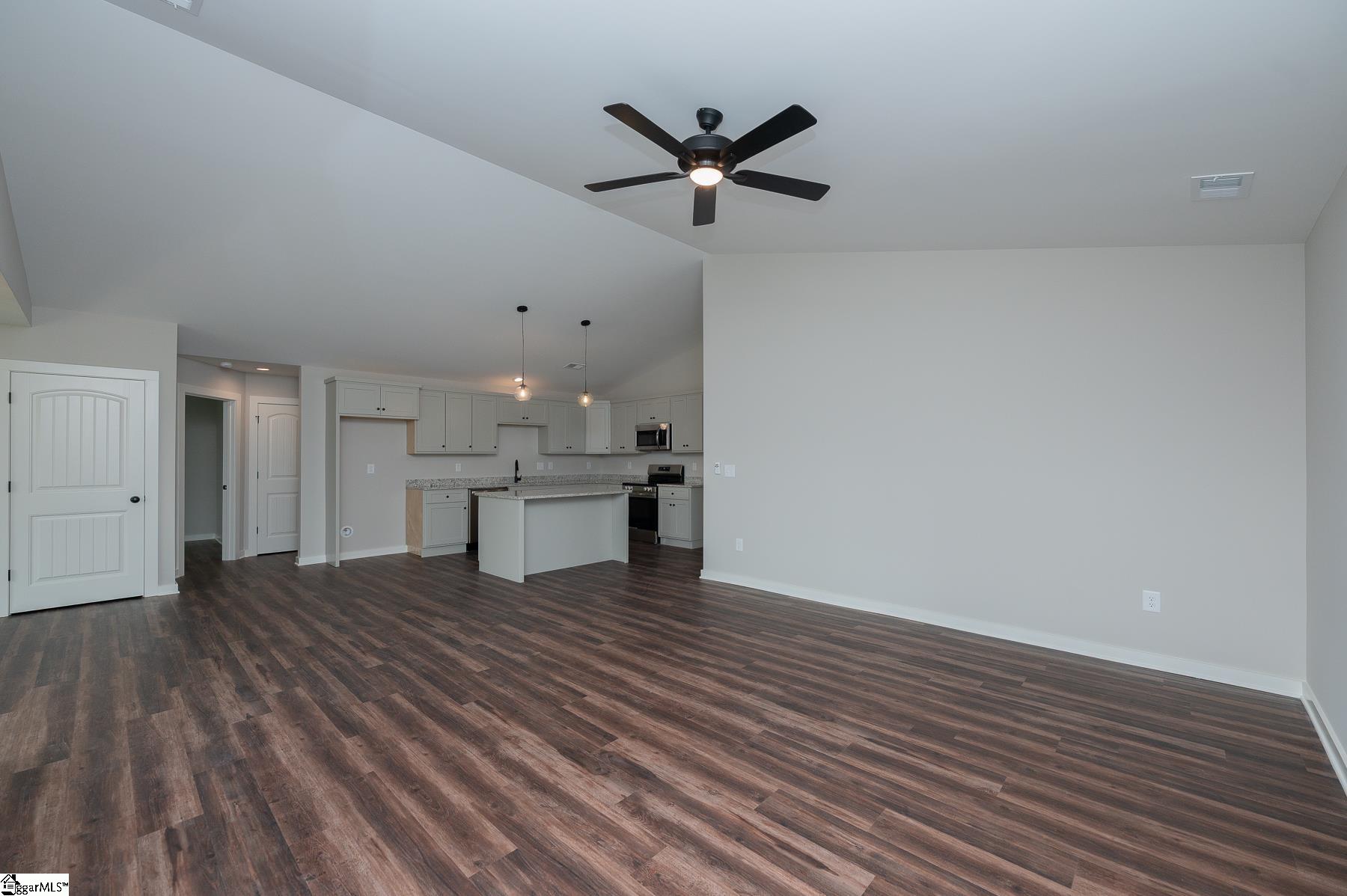 91 Simpson Creek Road Laurens, SC 29360 - Photo 2 of 30