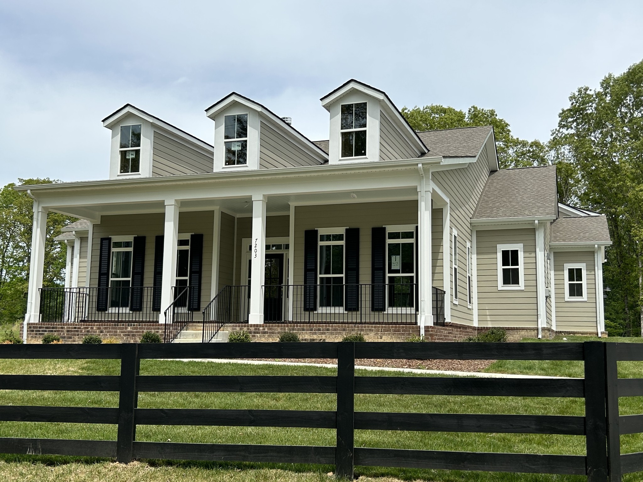 7203 Lake Road Northwest Fairview, TN 37062 - Photo 4 of 42 Gallery Image 4