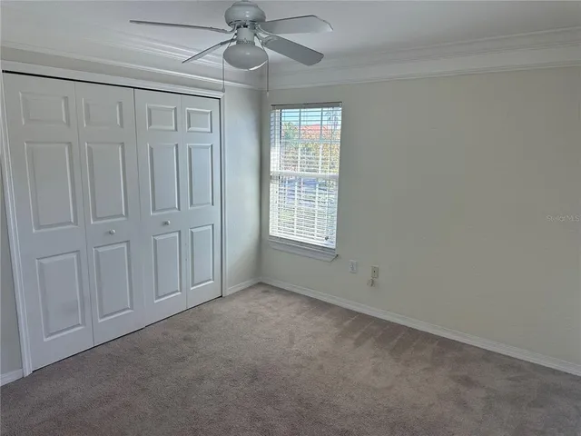 $1,950 | 5463 Vineland Road, Unit 5306, Orlando, FL 32811