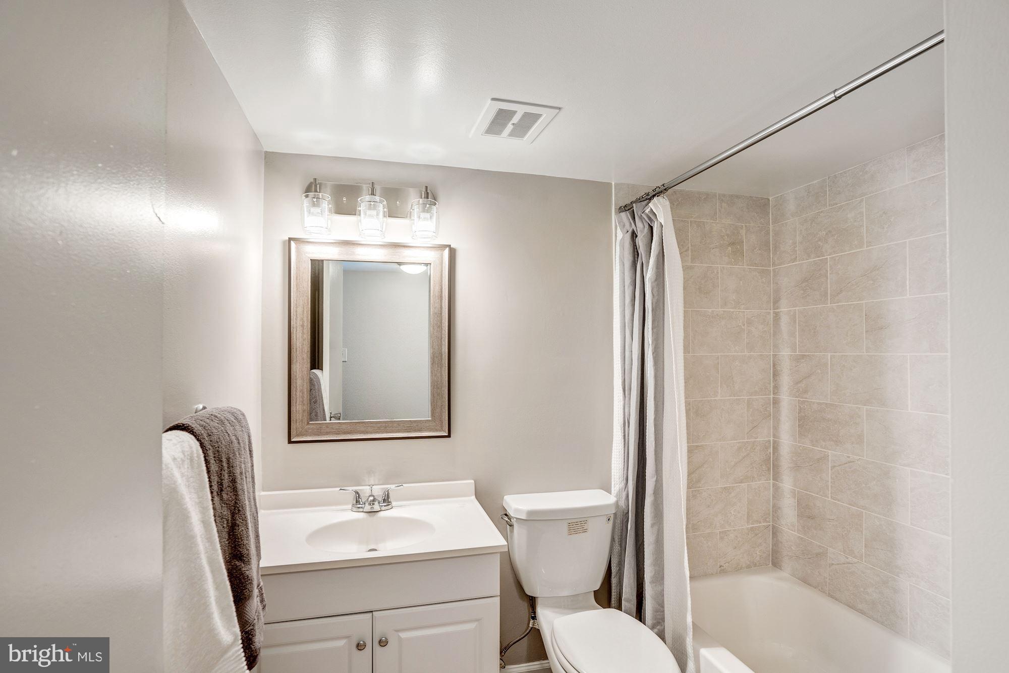 1540 Northgate Square, Unit 1A Reston, VA 20190 - Photo 17 of 24