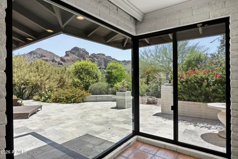 $3,295,000 | 6339 North 48th Place, Paradise Valley, AZ 85253