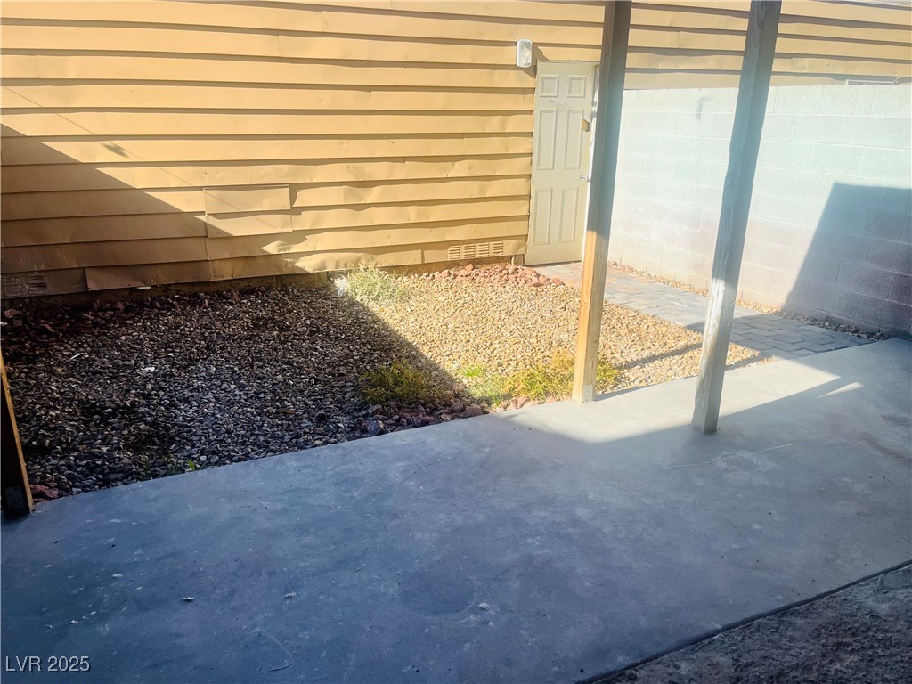 592 Sea Shell Lane Las Vegas, NV 89110 - Photo 22 of 24