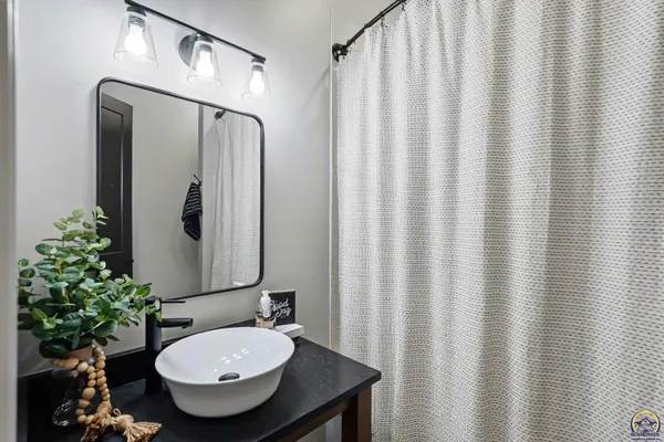 $500,000 | 607 Ernest Street, Troy, KS 66087