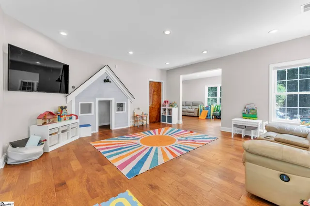 $695,000 | 207 Devonhurst Drive, Seneca, SC 29678