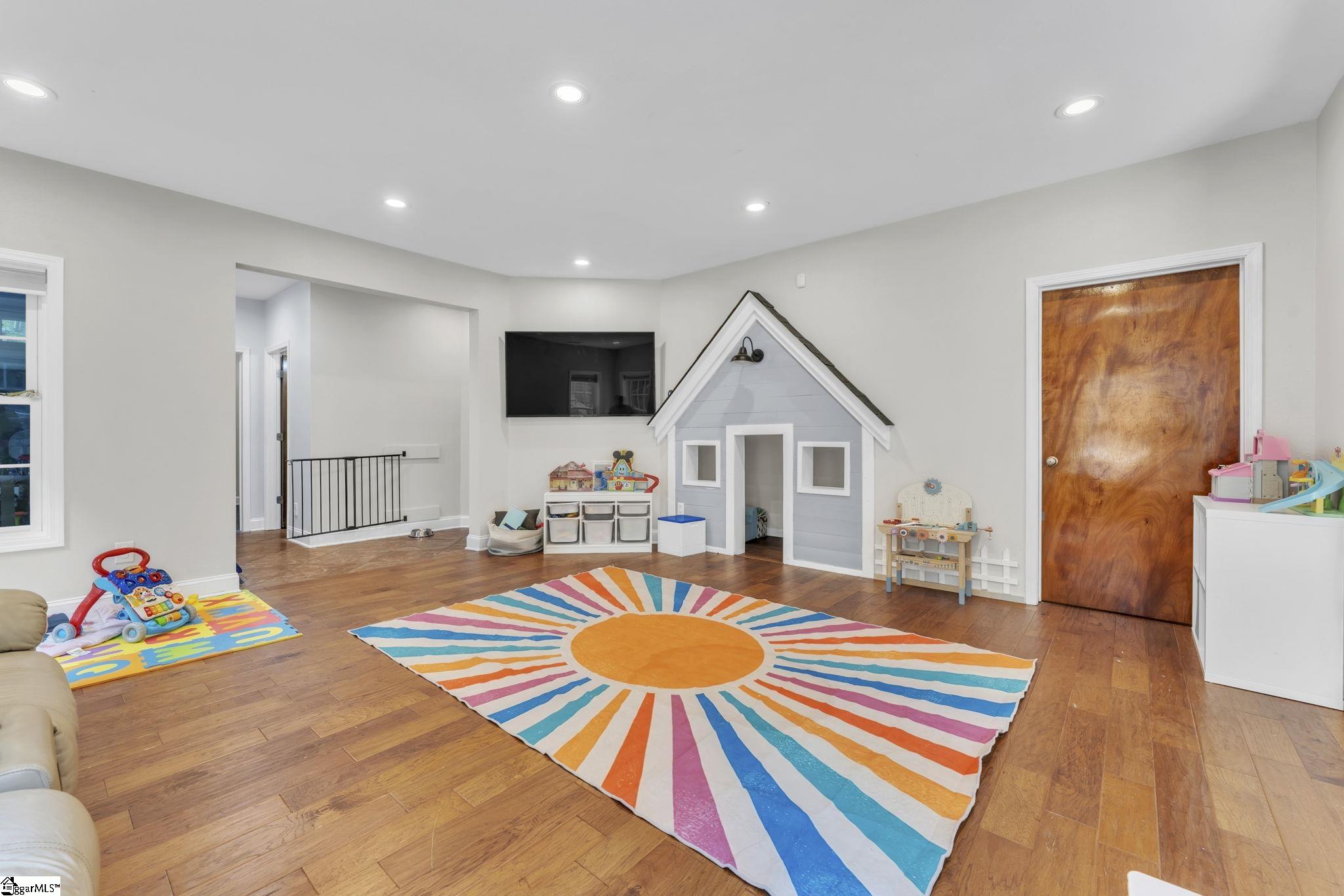 207 Devonhurst Drive Seneca, SC 29678 - Photo 30 of 45