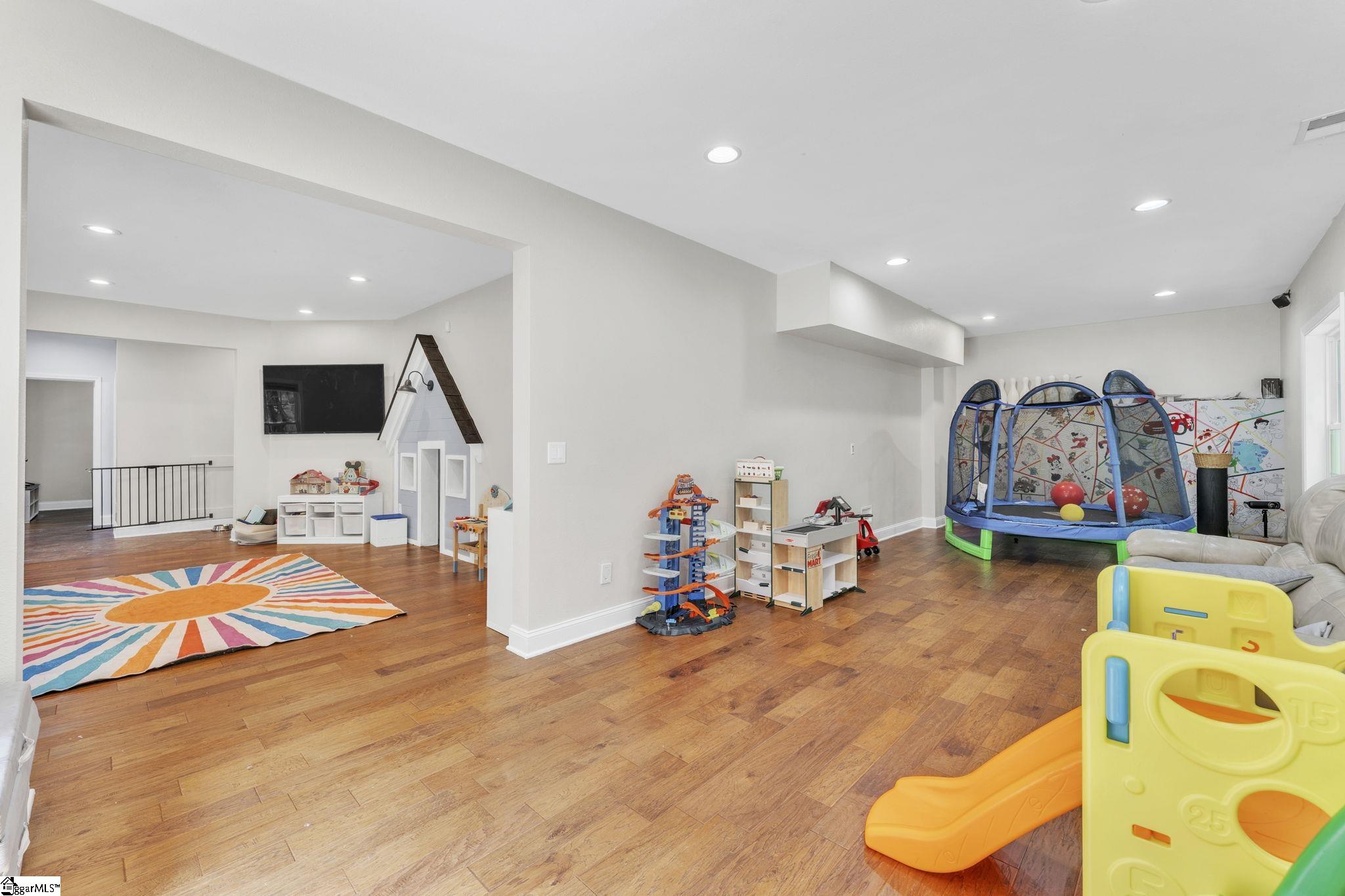 207 Devonhurst Drive Seneca, SC 29678 - Photo 31 of 45