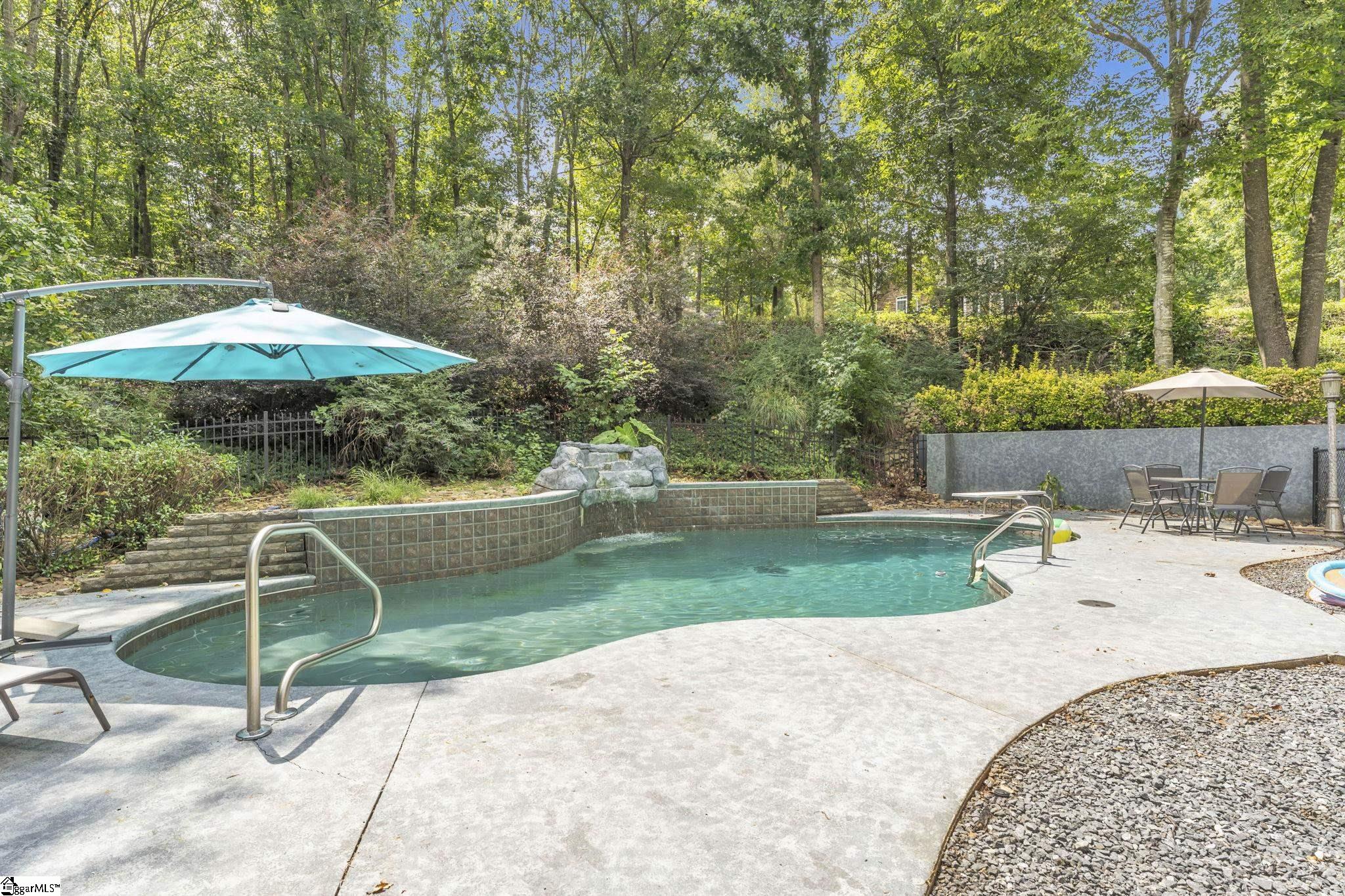 207 Devonhurst Drive Seneca, SC 29678 - Photo 38 of 45