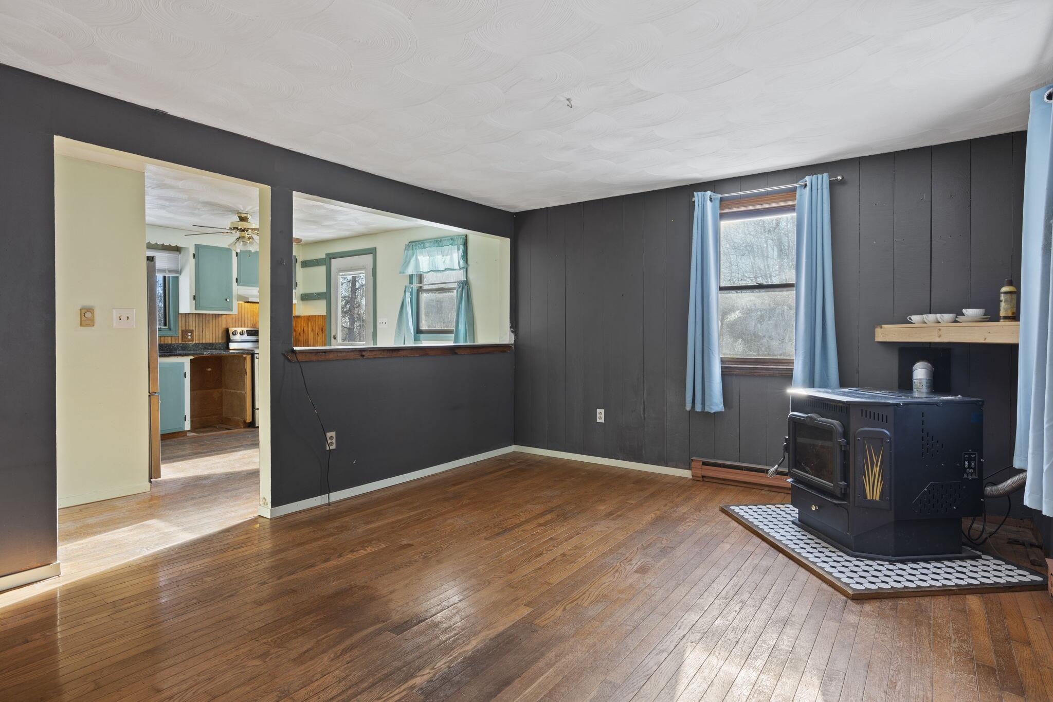 452 Ossipee Hill Road East Waterboro, ME 04030 - Photo 5 of 19 Living room