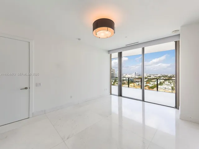$42,000 | 800 South Pointe Drive, Unit 2103, Miami Beach, FL 33139