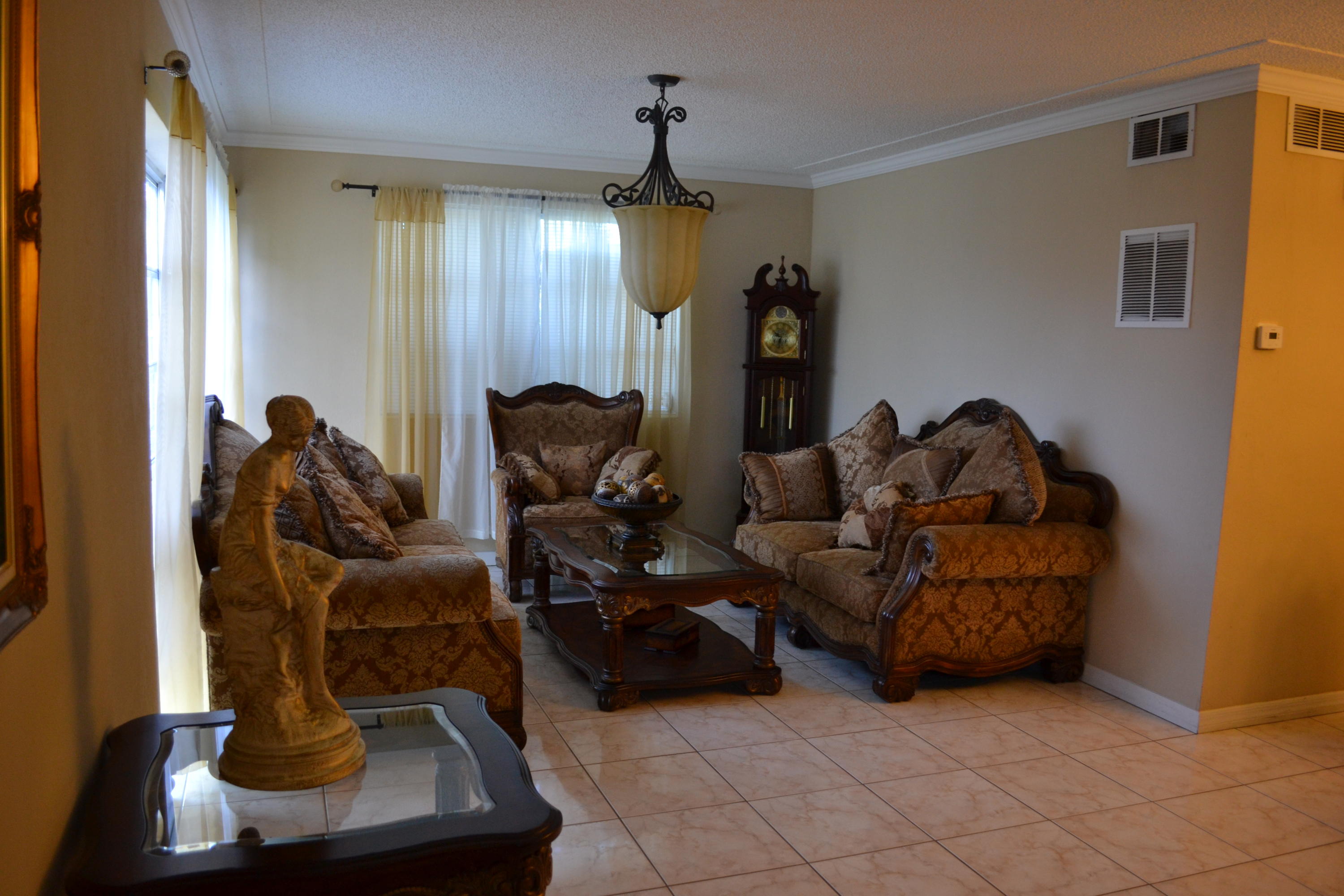 352 Ponte Vedra Road Palm Springs, FL 33461 - Photo 2 of 12 DSC_0359