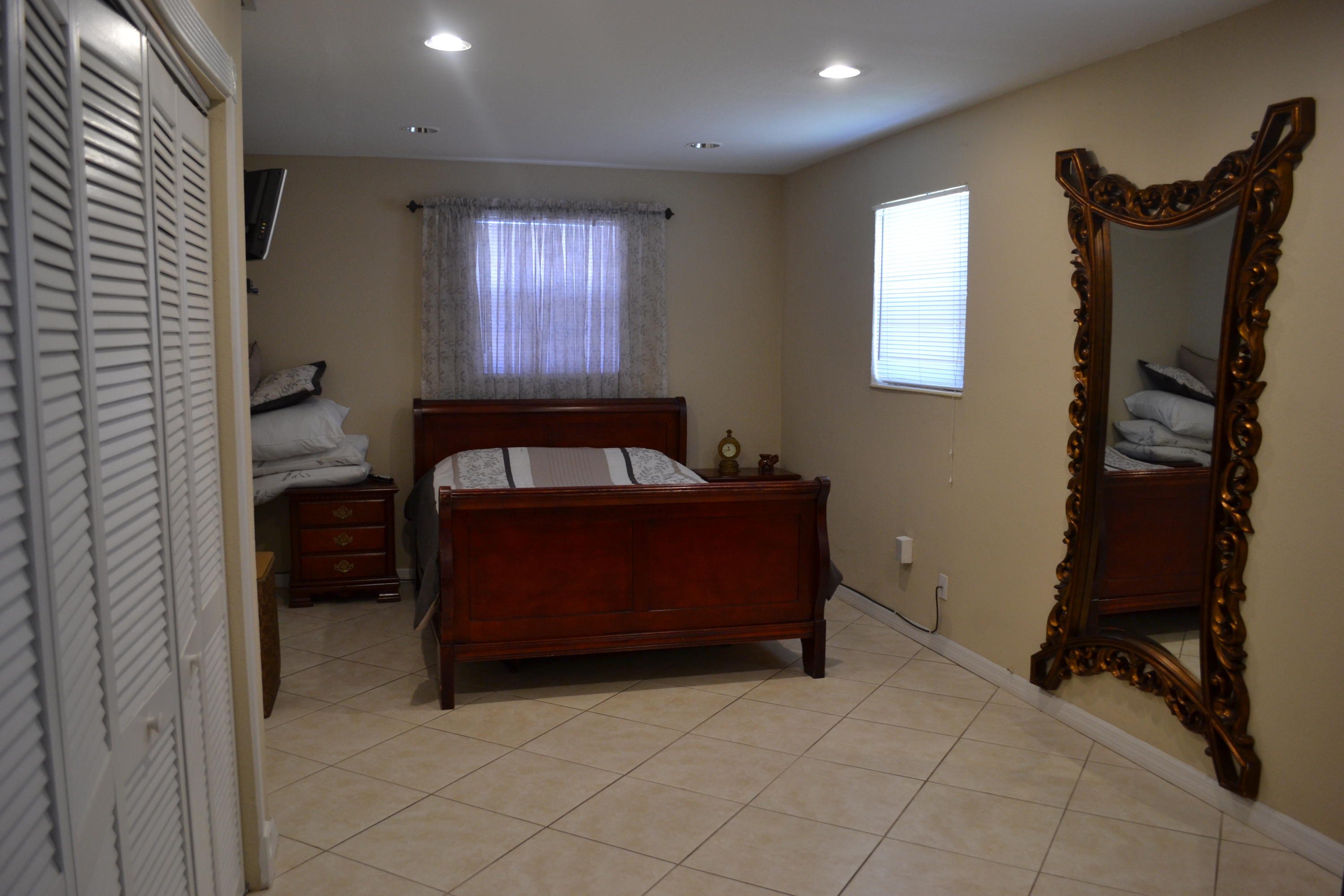 352 Ponte Vedra Road Palm Springs, FL 33461 - Photo 5 of 12 DSC_0370