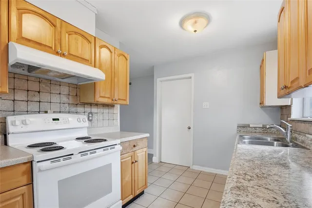 $339,900 | 3721 McKinley Drive, Plano, TX 75023