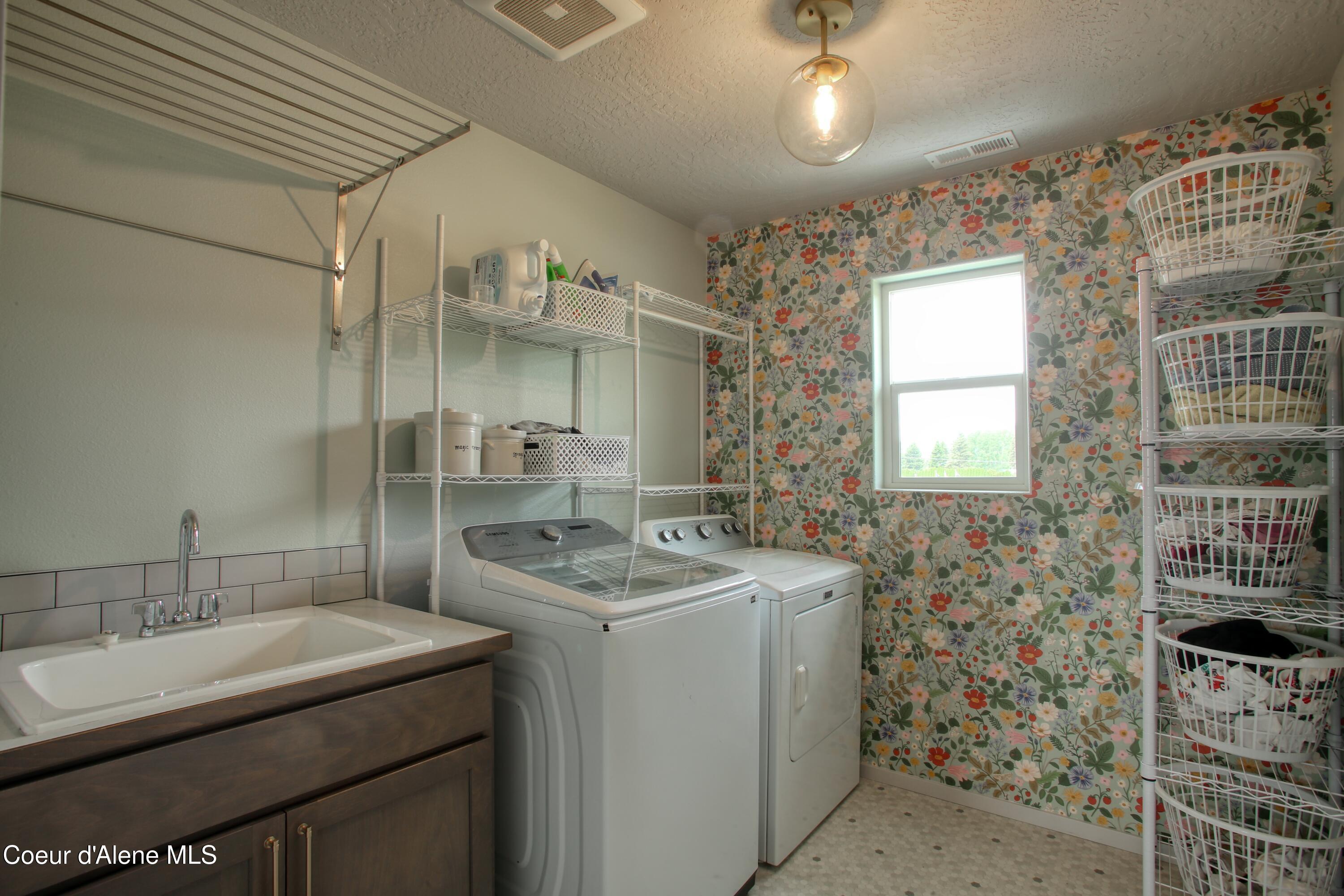 6489 West Astoria Loop Rathdrum, ID 83858 - Photo 39 of 43 laundry