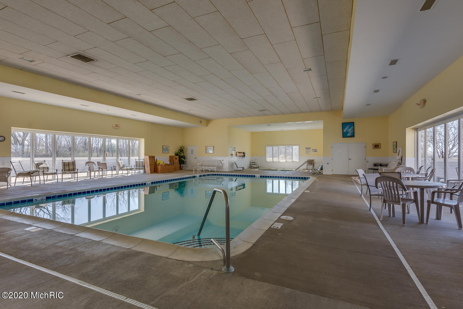 85 Diamond Point Lane New Buffalo, MI 49117 - Photo 4 of 9 Club House Pool