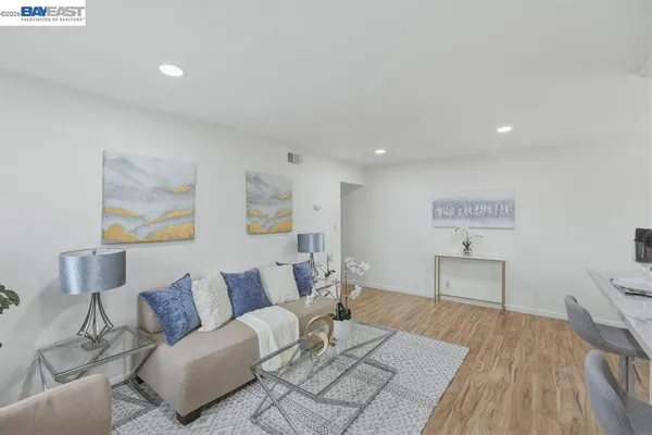 $2,100 | 2204 Segundo Court, Pleasanton, CA 94588