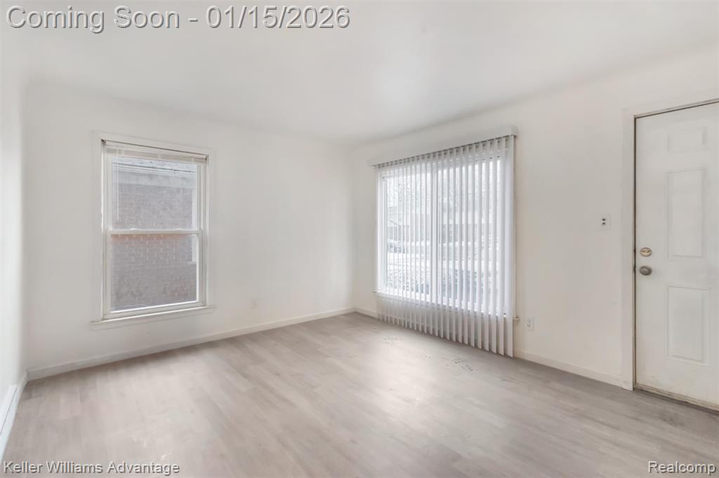 19500 Lahser Road Detroit, MI 48219 - Photo 3 of 10 Gallery Image 3