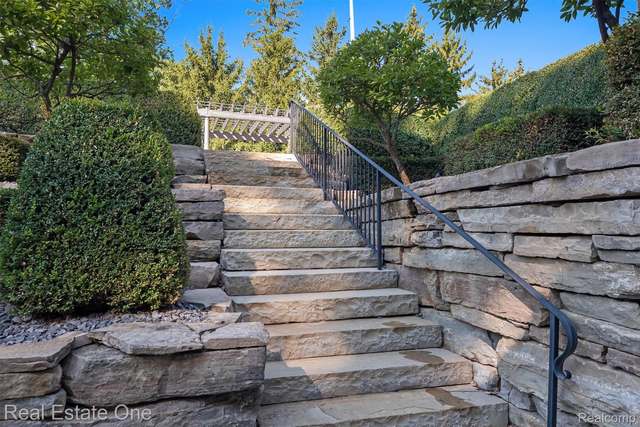 1343 Orchard Ridge Road Bloomfield Hills, MI 48304 - Photo 52 of 58 027-Orchard Ridge-18.jpg