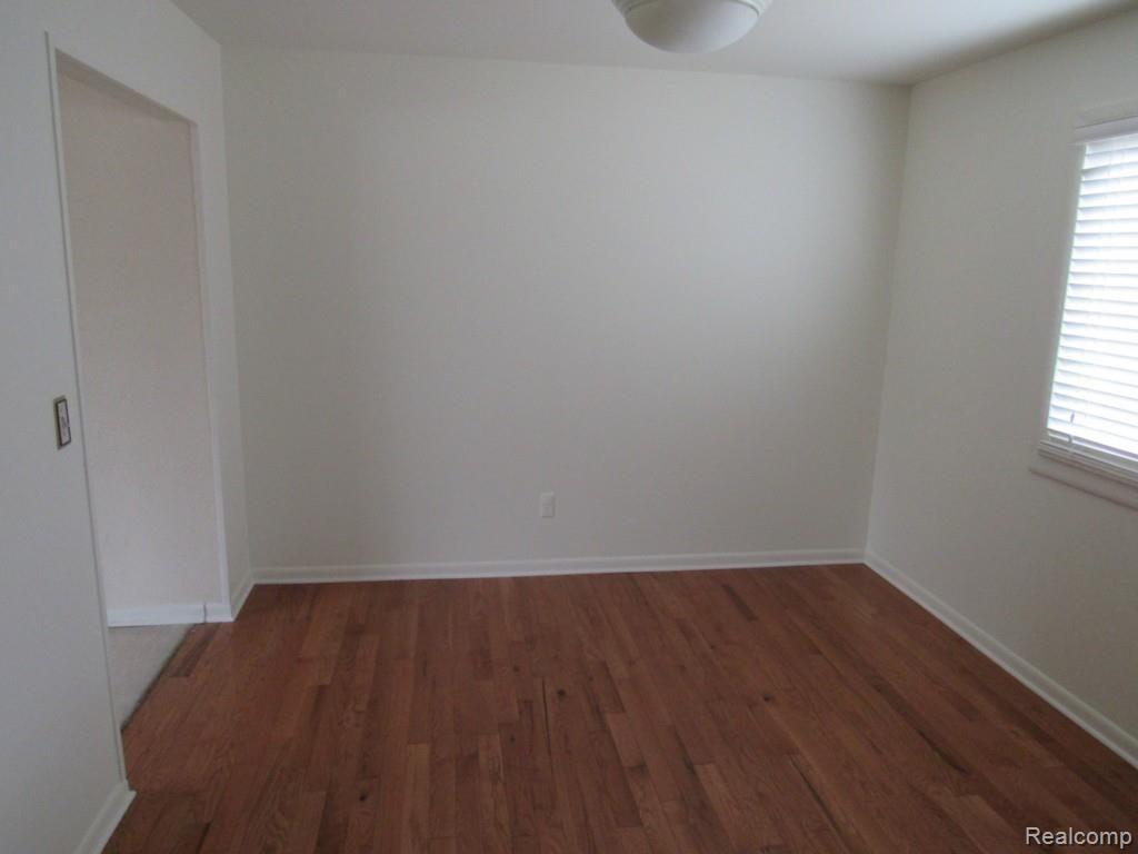 43551 Applewood Road Canton, MI 48188 - Photo 11 of 34 43551 APPLEWOOD CANTON (44).jpg