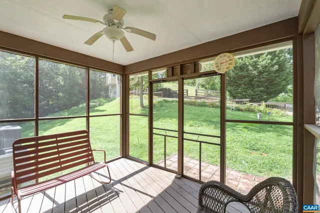 $585,000 | 62 Summit Court, Roseland, VA 22967