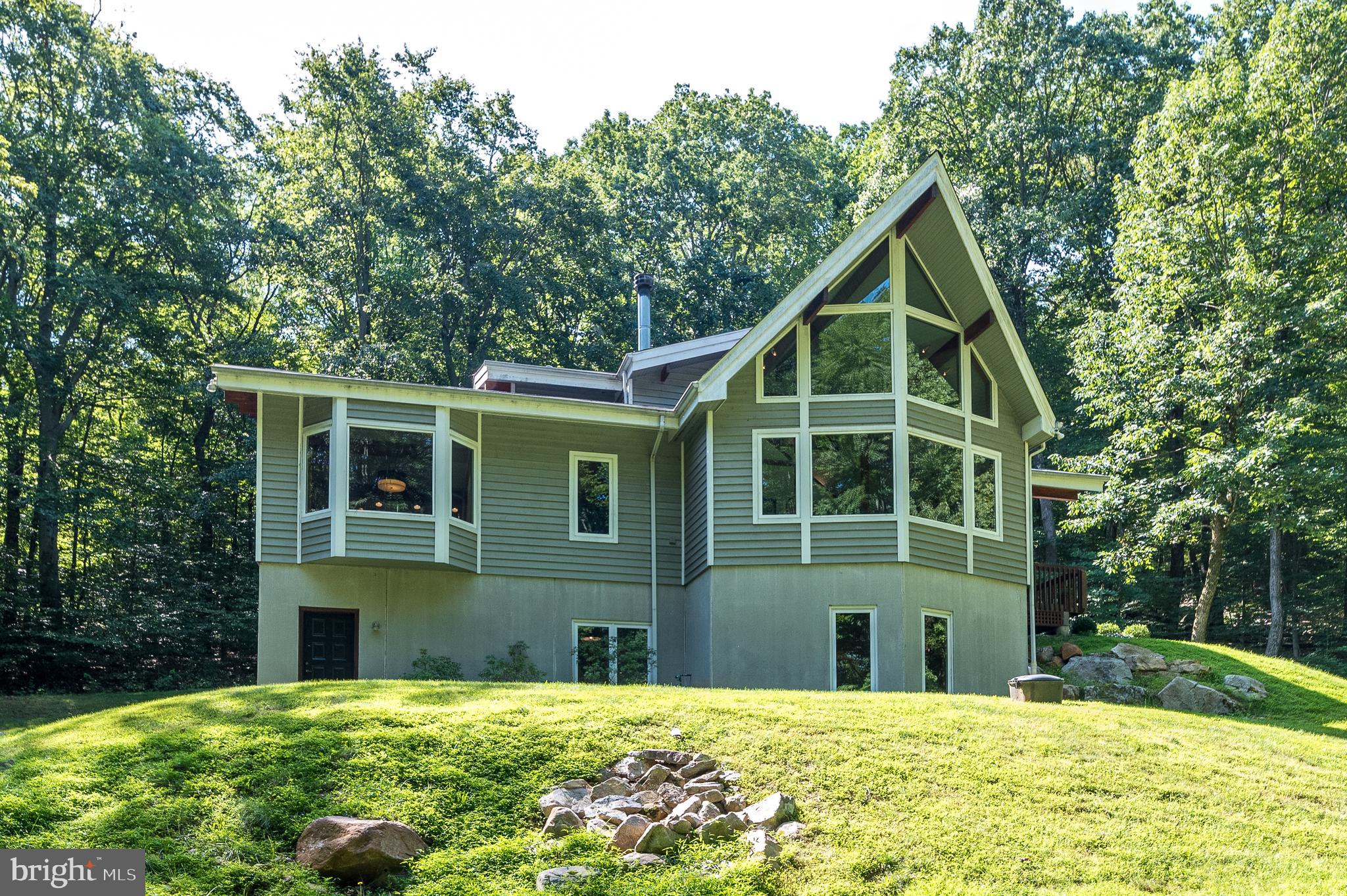 4943 Upper Mountain Road New Hope, PA 18938 - Photo 3 of 49 Gallery Image 3