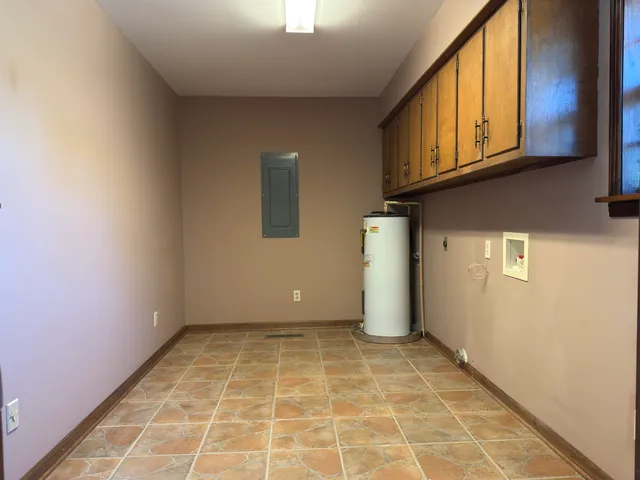 a view of an empty room with window