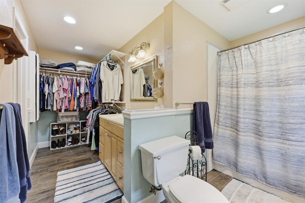 2905 Southwest 100 Street Gainesville, FL 32608 - Photo 19 of 38