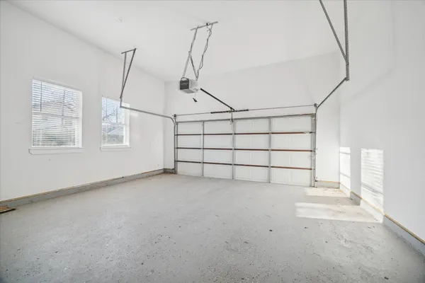 $3,900 | 1003 East 28th Street, Houston, TX 77009