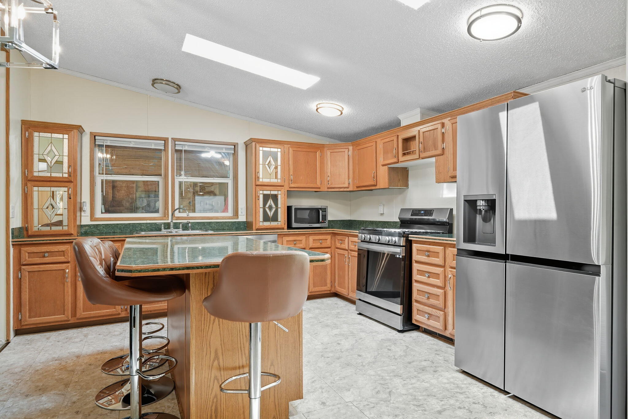 4245 Echo Road Benton Harbor, MI 49022 - Photo 19 of 54 Kitchen 4245 Echo Rd, Benton Harbor, MI