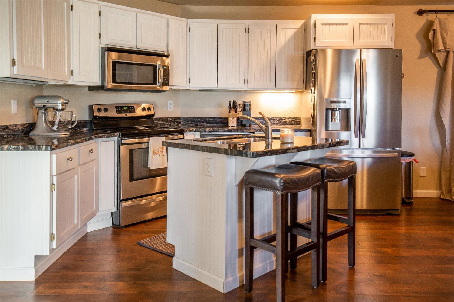 611 Barton Road Eagle Point, OR 97524 - Photo 3 of 35 Additional Photo