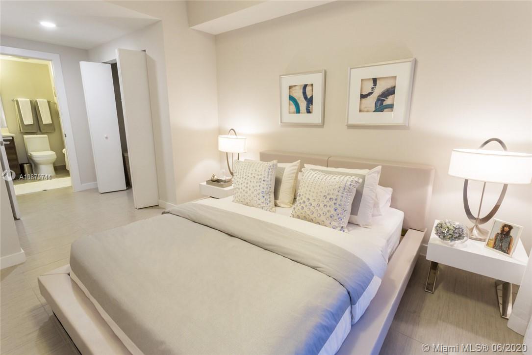 117 Southwest 10th Street, Unit 1801 Miami, FL 33130 - Photo 4 of 14 Bedroom