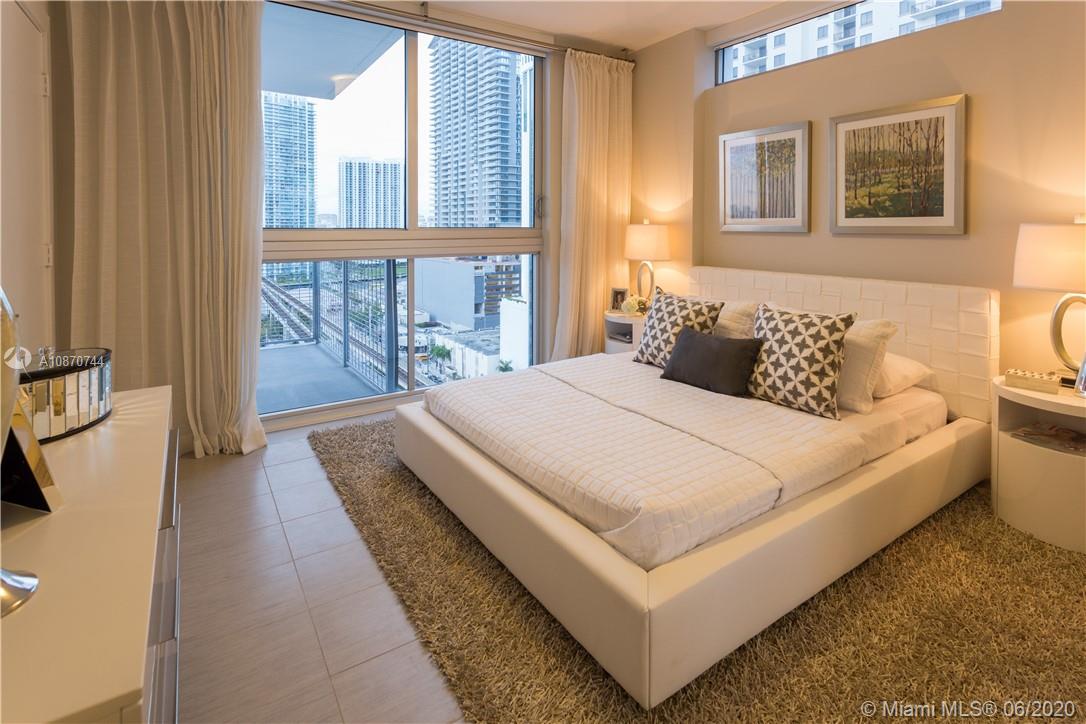 117 Southwest 10th Street, Unit 1801 Miami, FL 33130 - Photo 5 of 14 Guest Bedroom