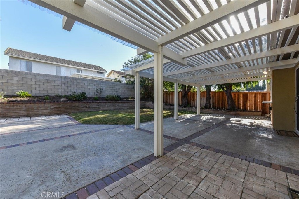 15052 Clemons Circle Irvine, CA 92604 - Photo 36 of 38 a view of a porch