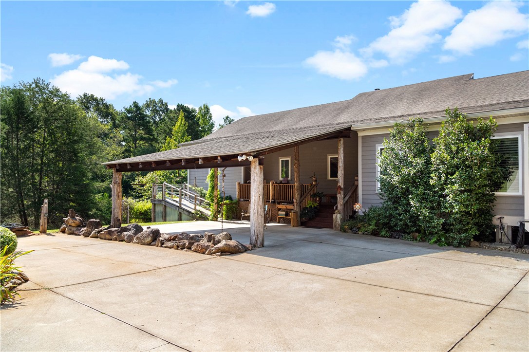 1391 Harrelson Road Pauline, SC 29374 - Photo 2 of 47