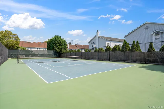 a view of a tennis court