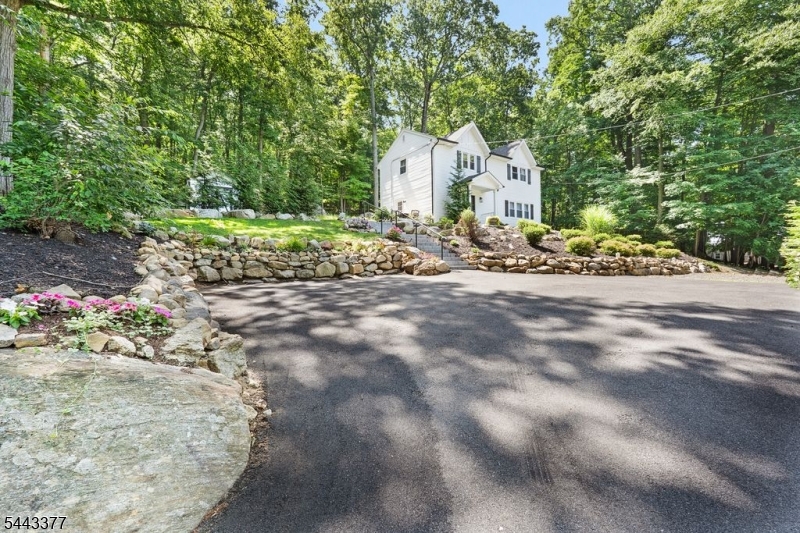 94 Castle Rock Road Lake Hopatcong, NJ 07849 - Photo 29 of 41