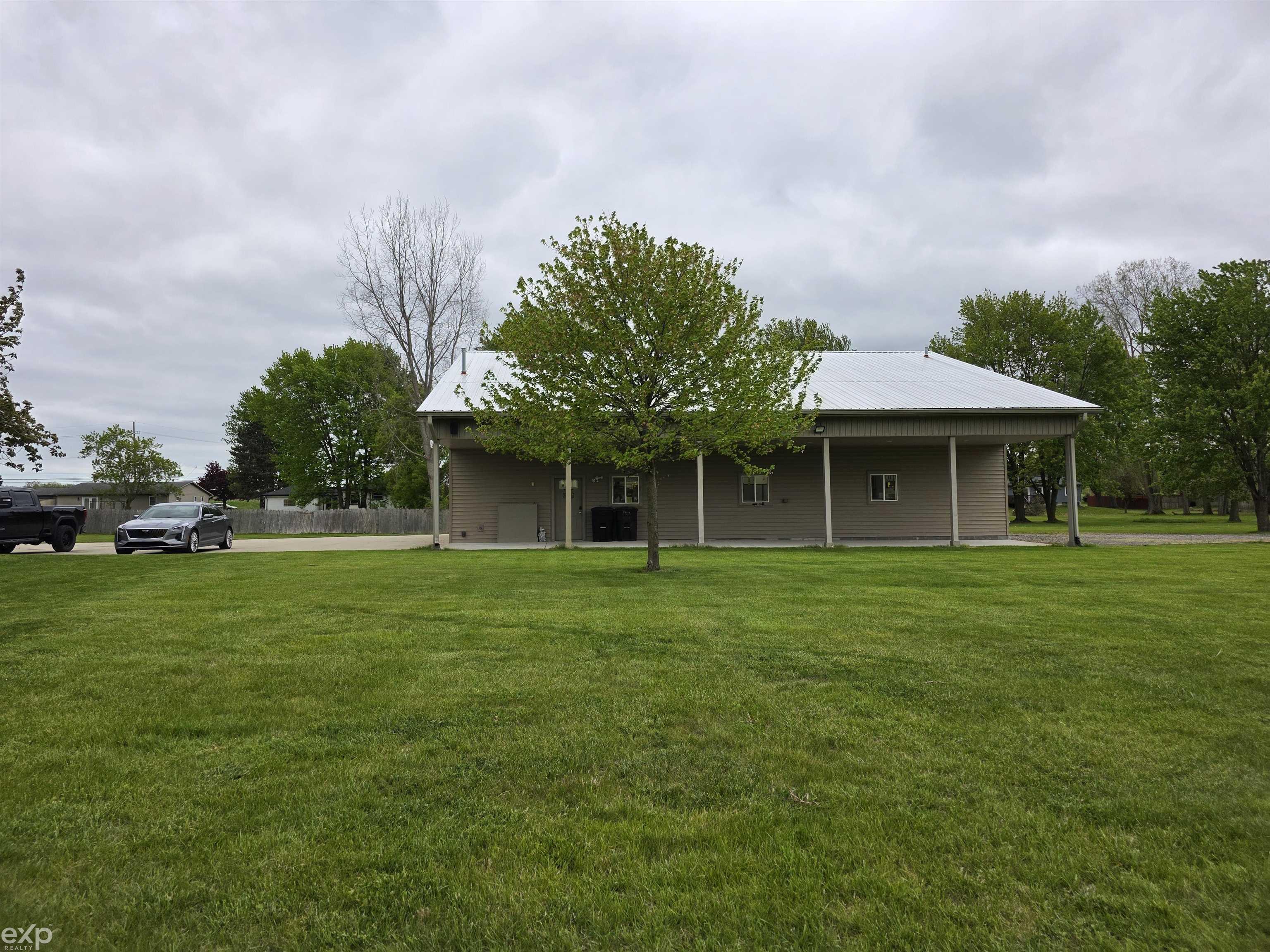 53203 Foss Road Macomb, MI 48042 - Photo 5 of 72