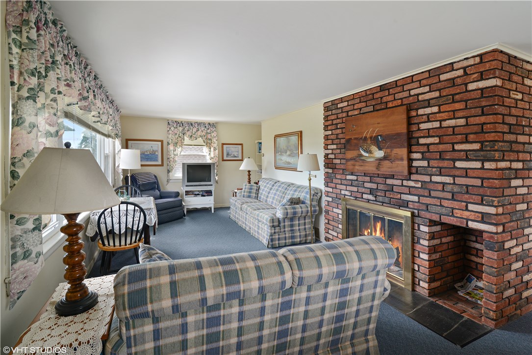 249 Ram Island Road Charlestown, RI 02813 - Photo 2 of 21