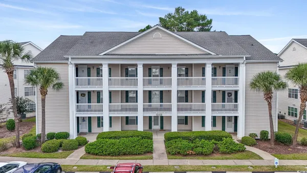$139,900 | 4930 Windsor Green Way, Unit 301, Myrtle Beach, SC 29579