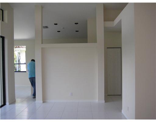 22314 Holcomb Place Boca Raton, FL 33428 - Photo 4 of 13 Additional Photo