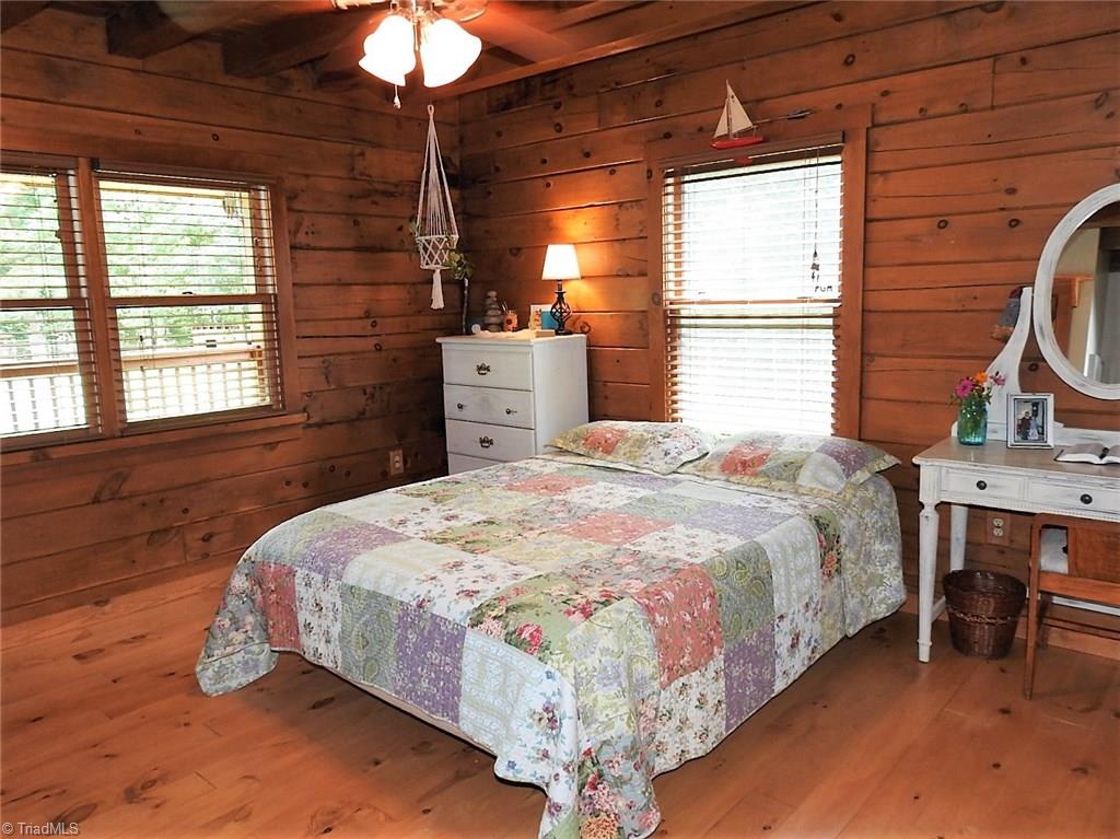 1716 Garner Road Yadkinville, NC 27055 - Photo 8 of 20 Gallery Image 8